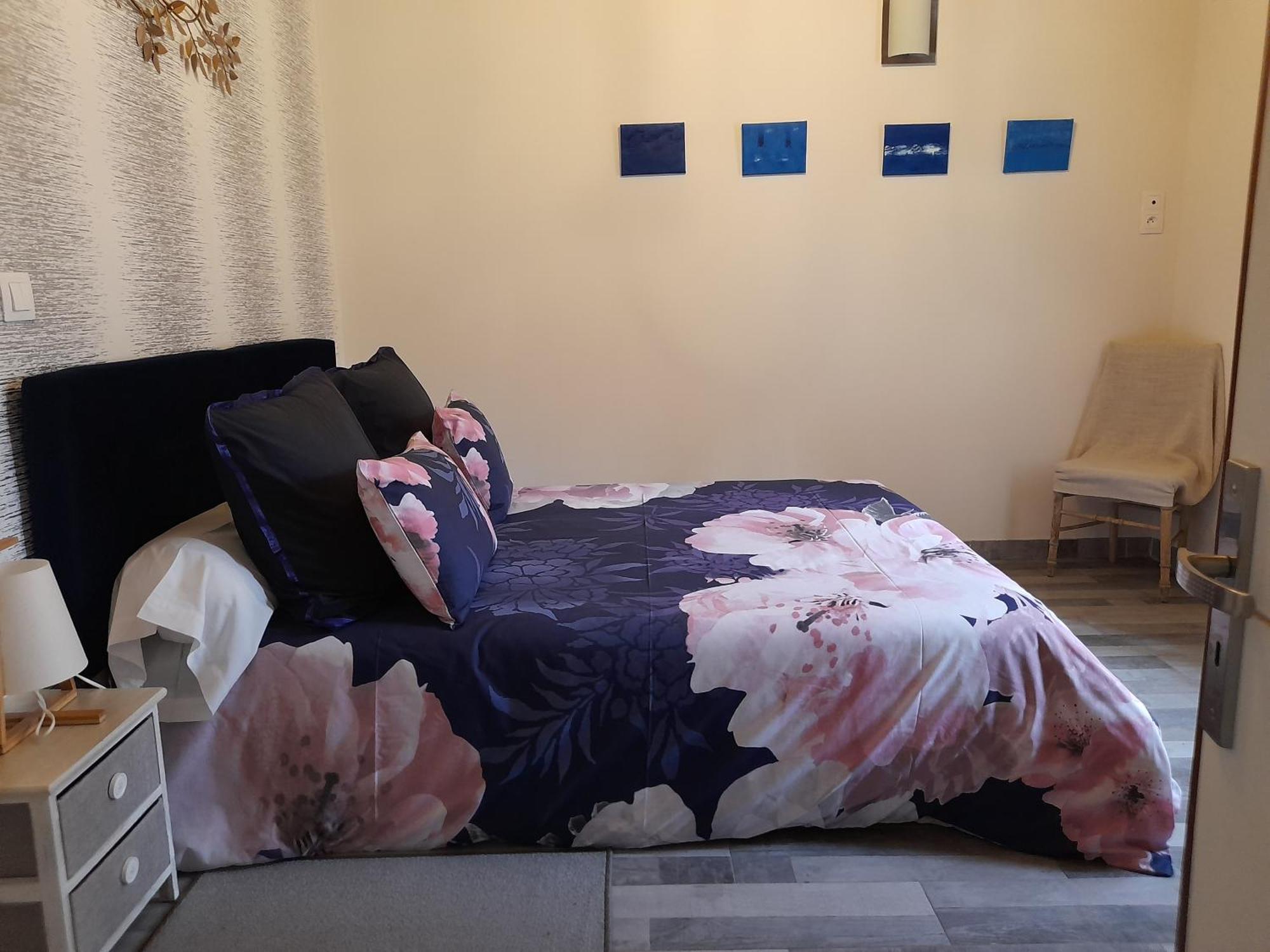 Domaine Pastel Bed & Breakfast Besson Стая снимка