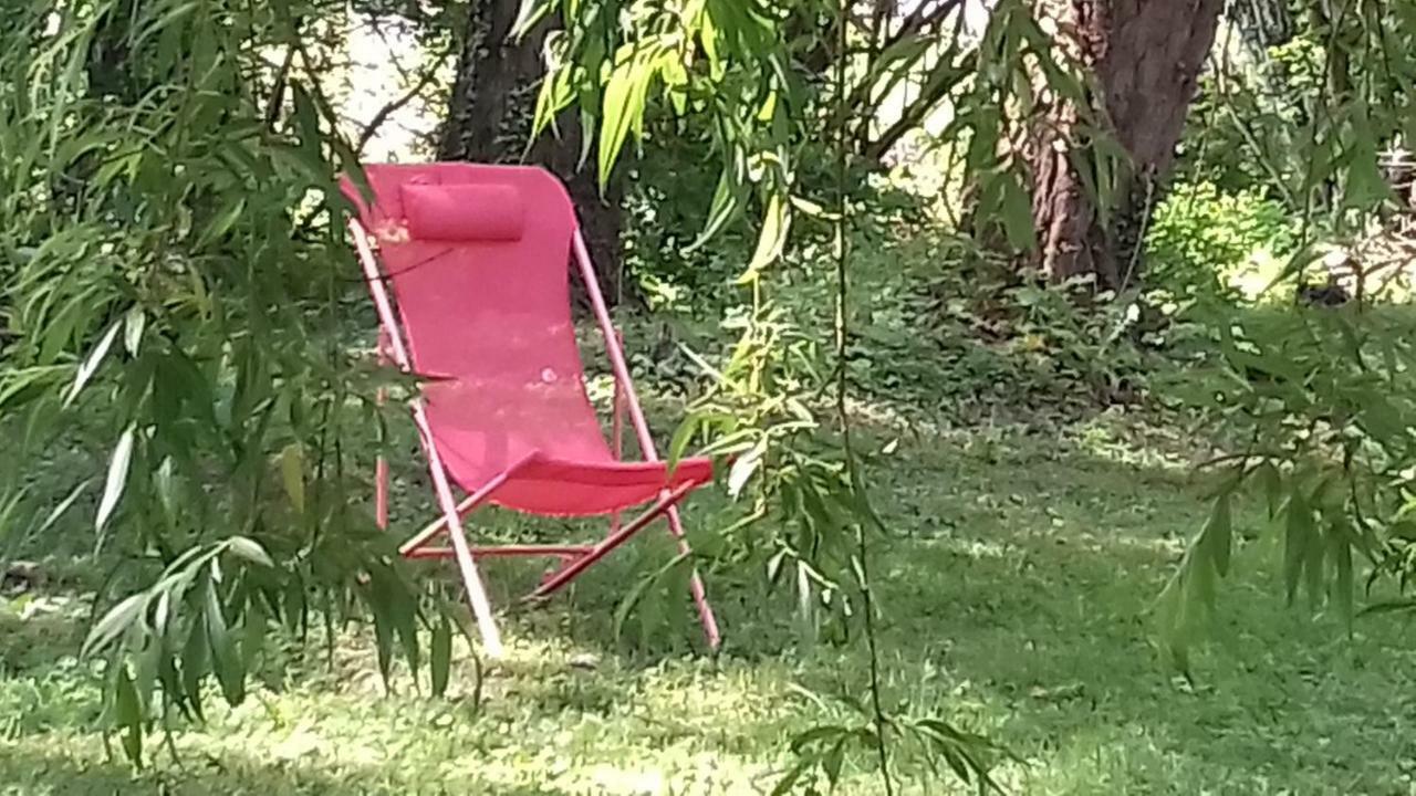 Domaine Pastel Bed & Breakfast Besson Екстериор снимка